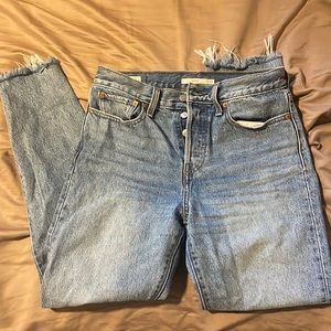 Levi Wedgie Fit Ankle Jeans